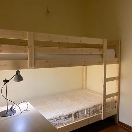 Andar Moradia Com Terraco E Patio. * Braga
