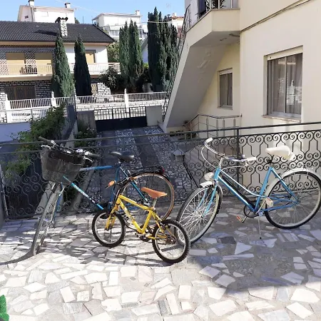 Andar Moradia Com Terraco E Patio. Daire
