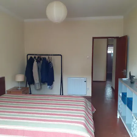 Andar Moradia Com Terraco E Patio. *