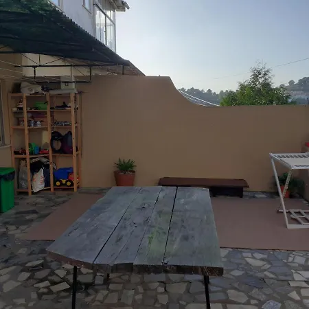 Andar Moradia Com Terraco E Patio. Braga