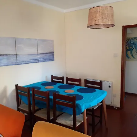 Daire Andar Moradia Com Terraco E Patio. *